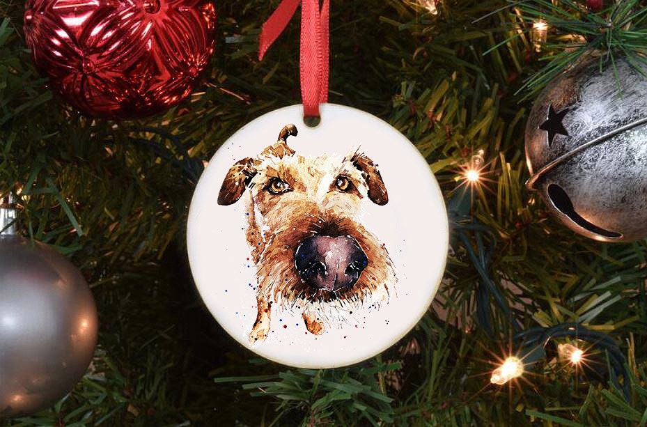 Irish Terrier Close Up - Ceramic Circle Tree Decoration. Irish Terrier Xmas Tree Decoration, Irish Terrier Christmas Tree Ornament