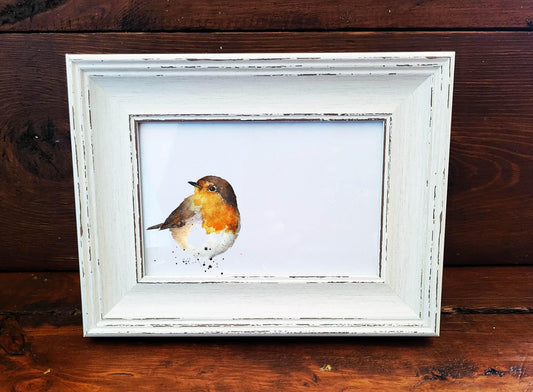 Robin Bird Mini Art Print 17x12cm – Framed White Rustic Frame | Robin Wall Art, Countryside Bird Decor, Gift for Bird Lovers