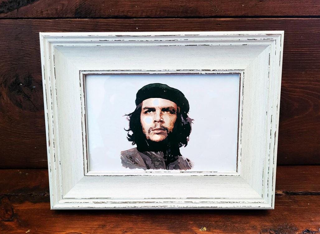 Che Guevara Mini Art Print 17x12cm – Framed White Rustic Frame – Iconic, Revolutionary, Timeless